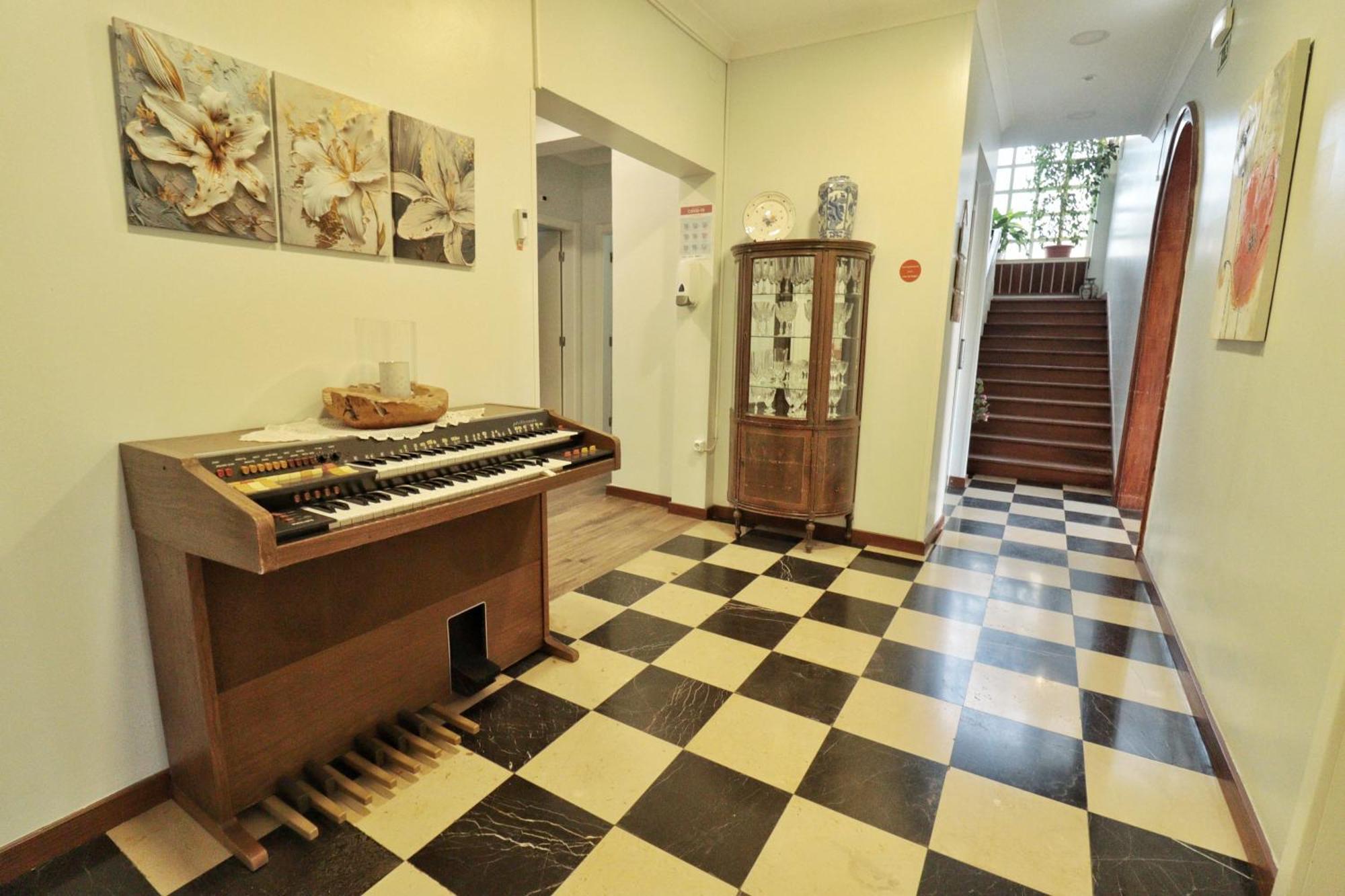 Hostel Jardins De Sao Luis Setúbal Eksteriør billede