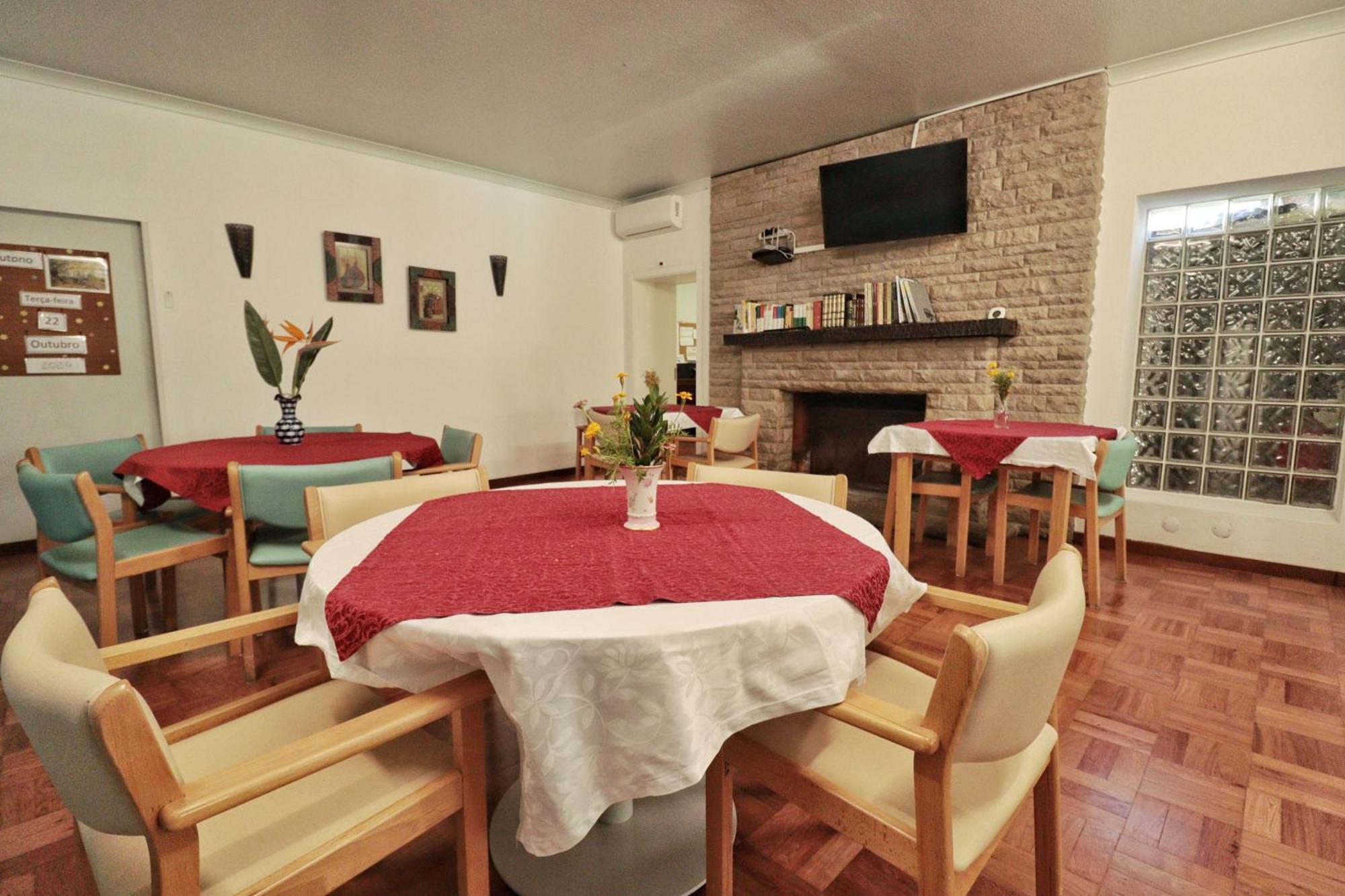 Hostel Jardins De Sao Luis Setúbal Eksteriør billede